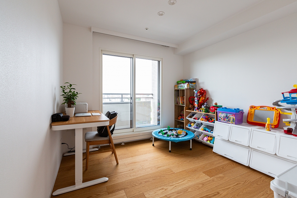 リノベーション後：明るい子供部屋。