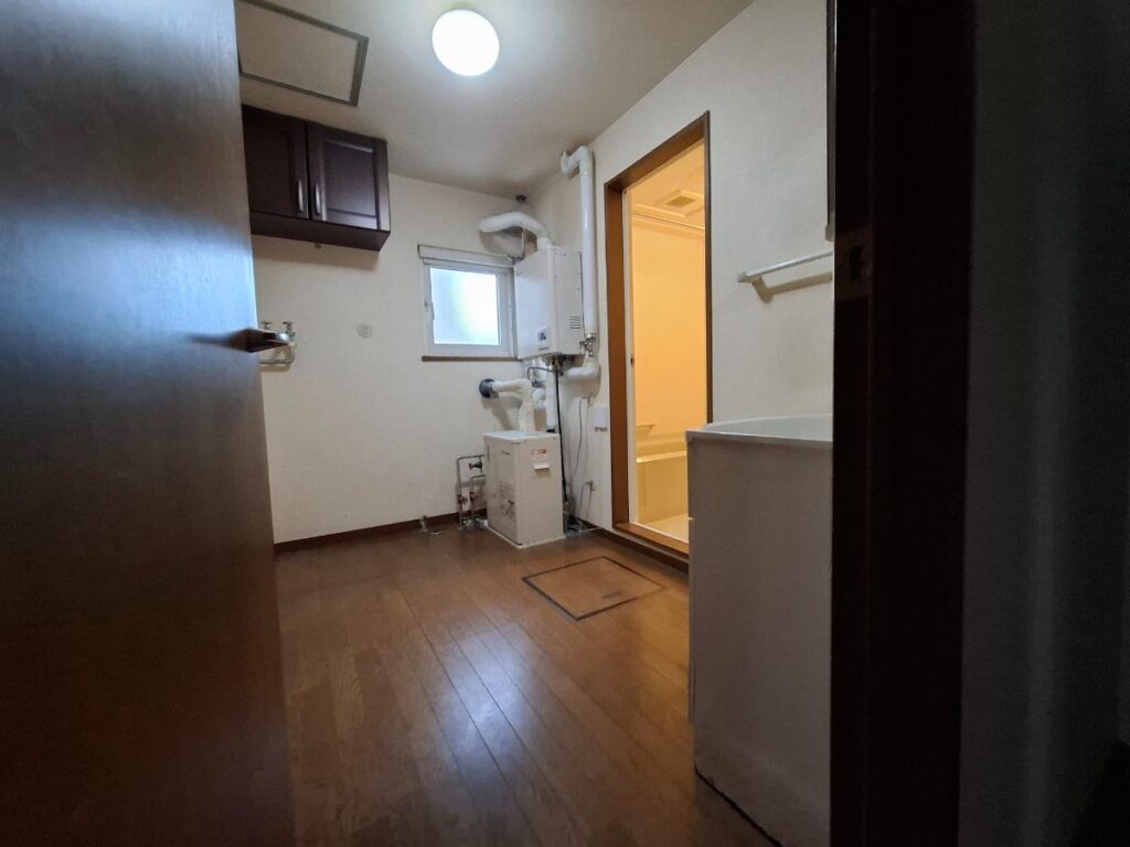 リノバーション前：ユーティリティー
